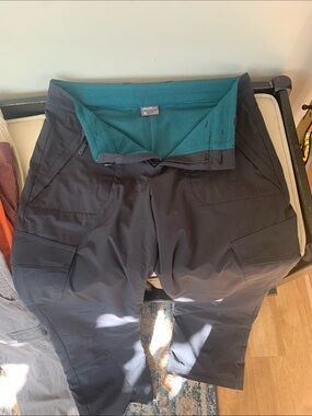 LOT OF EDDIE BAUER WOMANS PANTS